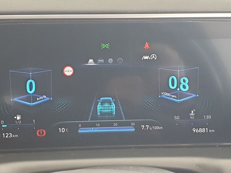 More views of Hyundai Tucson