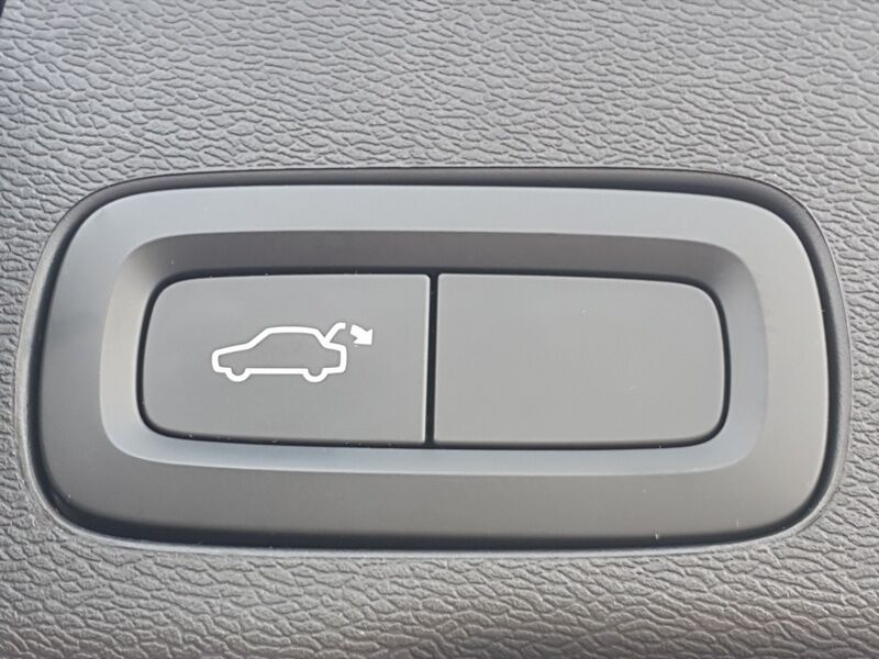 More views of Volvo XC60