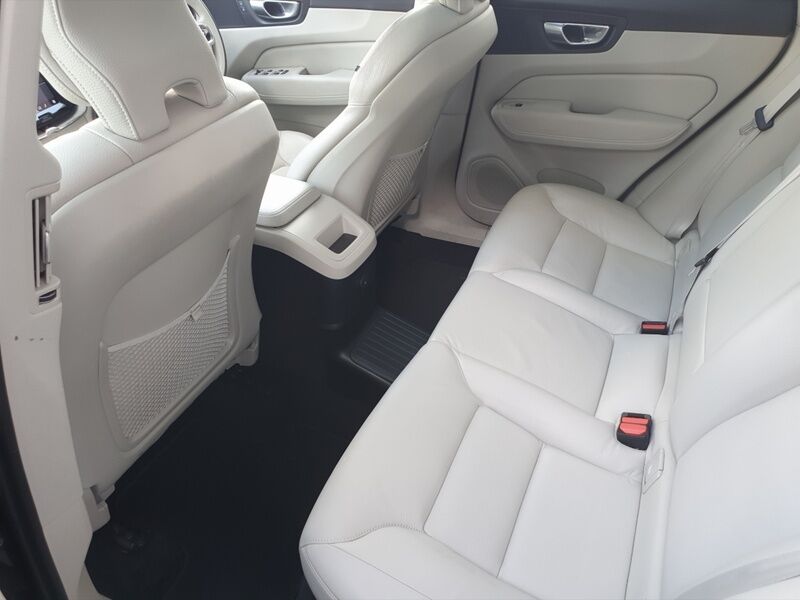 More views of Volvo XC60