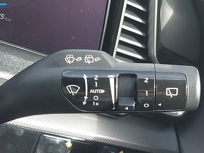 More views of Kia Sportage