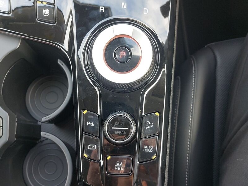 More views of Kia Sportage