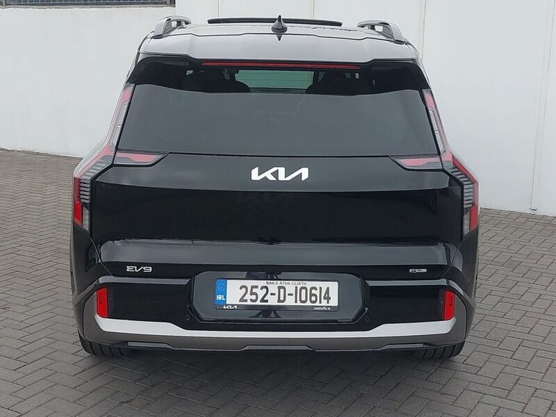 More views of Kia EV9