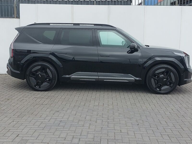 More views of Kia EV9