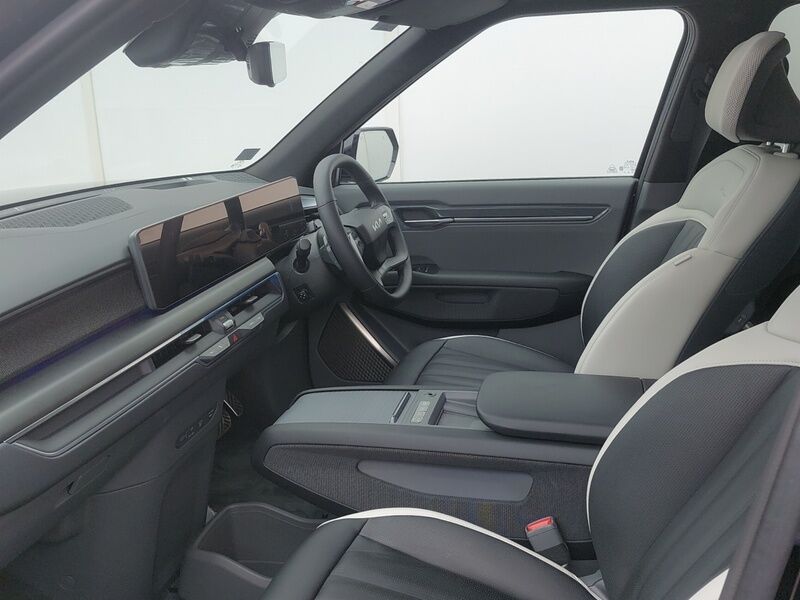 More views of Kia EV9