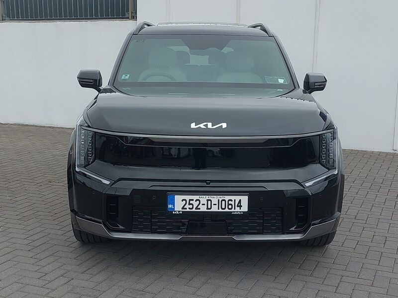 More views of Kia EV9