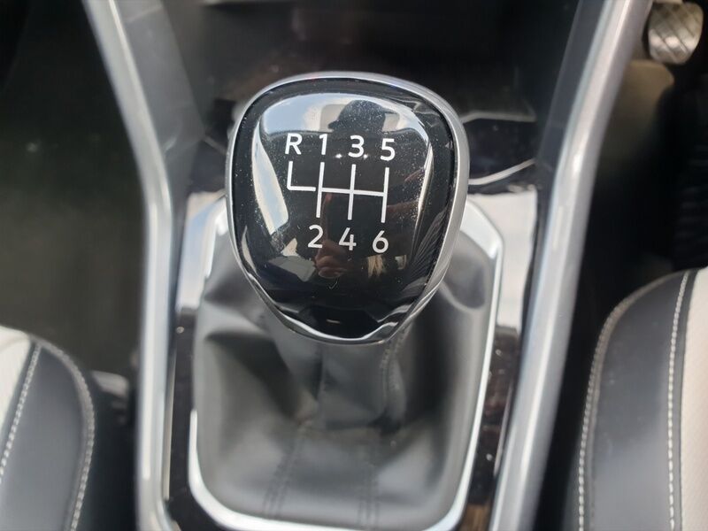 More views of Volkswagen T-Roc