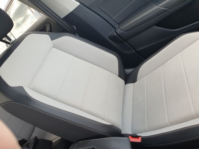 More views of Volkswagen T-Roc