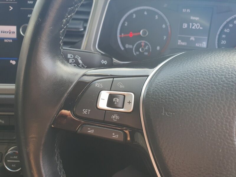 More views of Volkswagen T-Roc