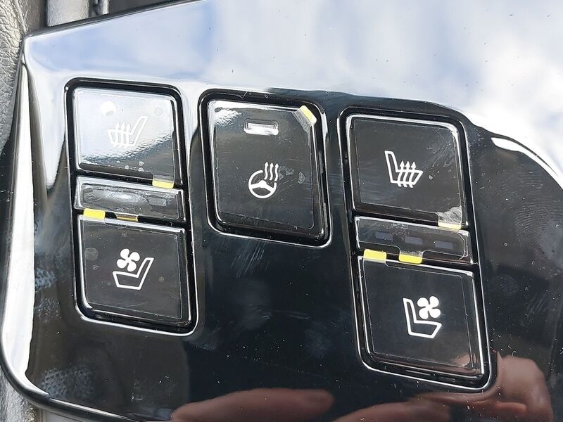 More views of Kia Sportage