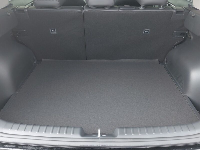 More views of Kia Niro