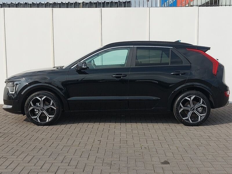 More views of Kia Niro