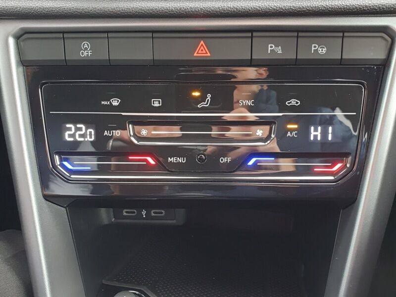 More views of Volkswagen T-Roc