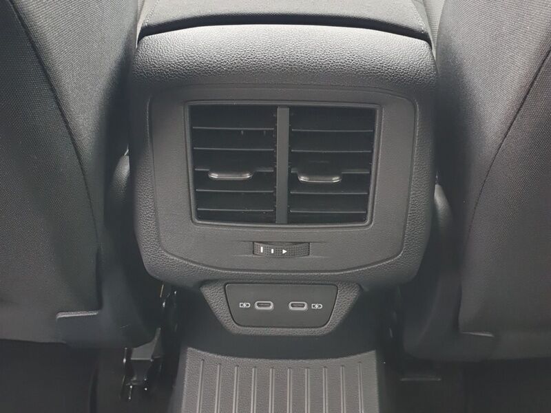 More views of Volkswagen T-Roc