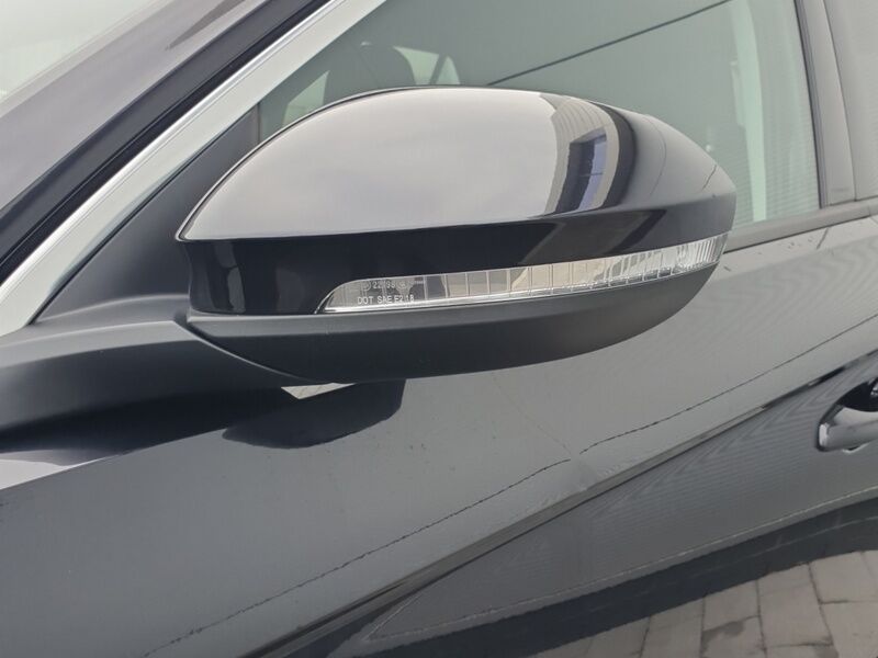 More views of Volkswagen T-Roc