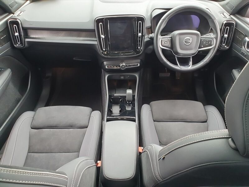 More views of Volvo XC40