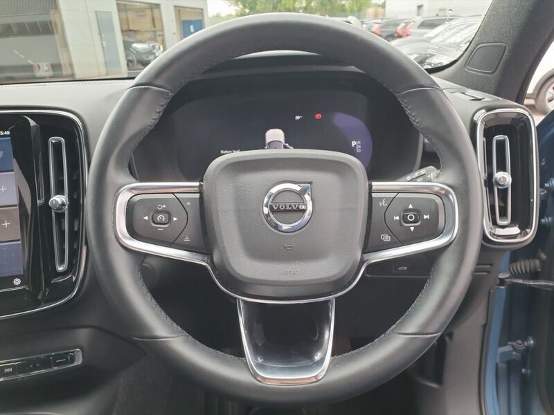 More views of Volvo XC40