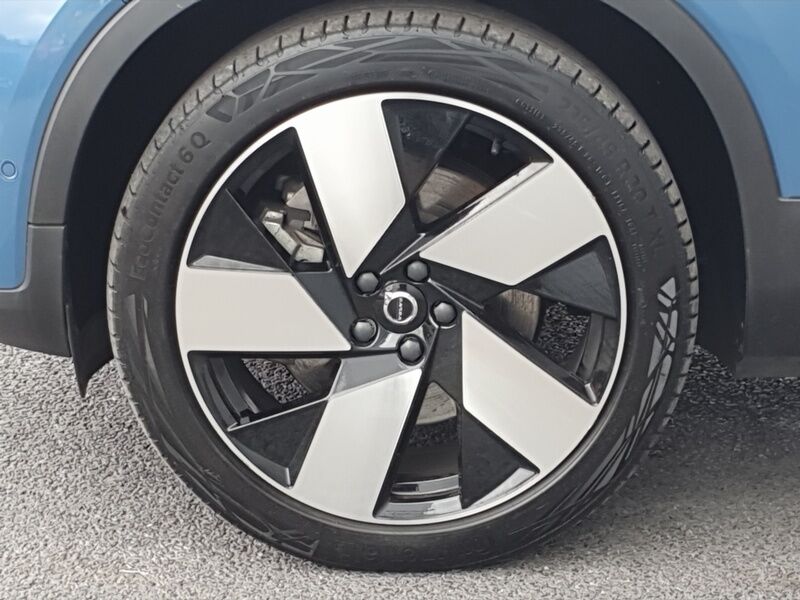 More views of Volvo XC40