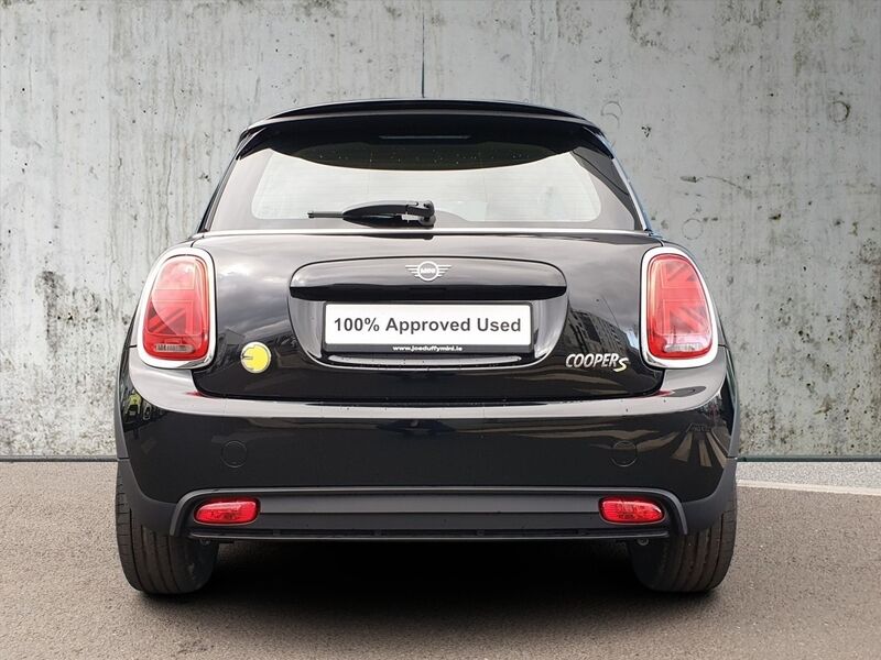 More views of MINI Hatch