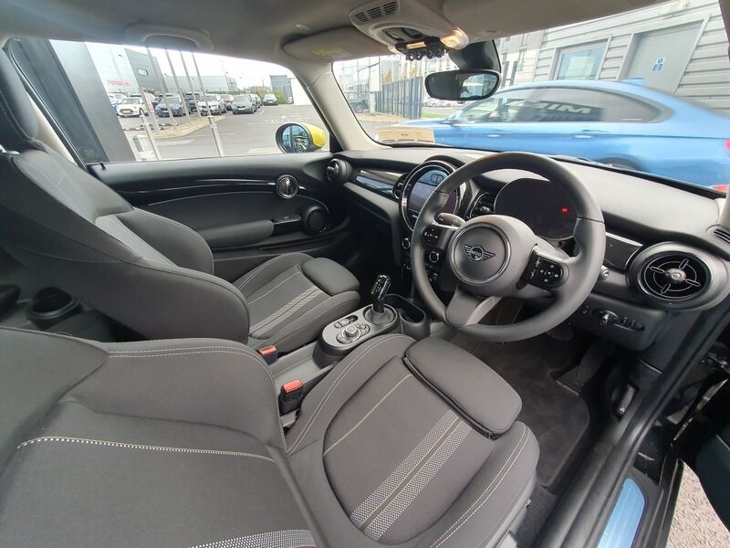 More views of MINI Hatch