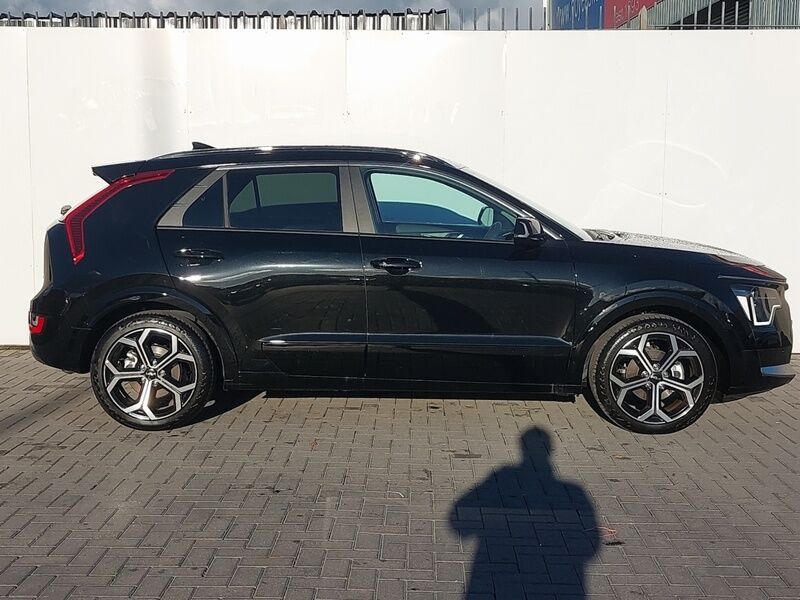 More views of Kia Niro