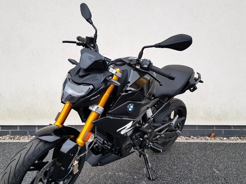More views of BMW G310R