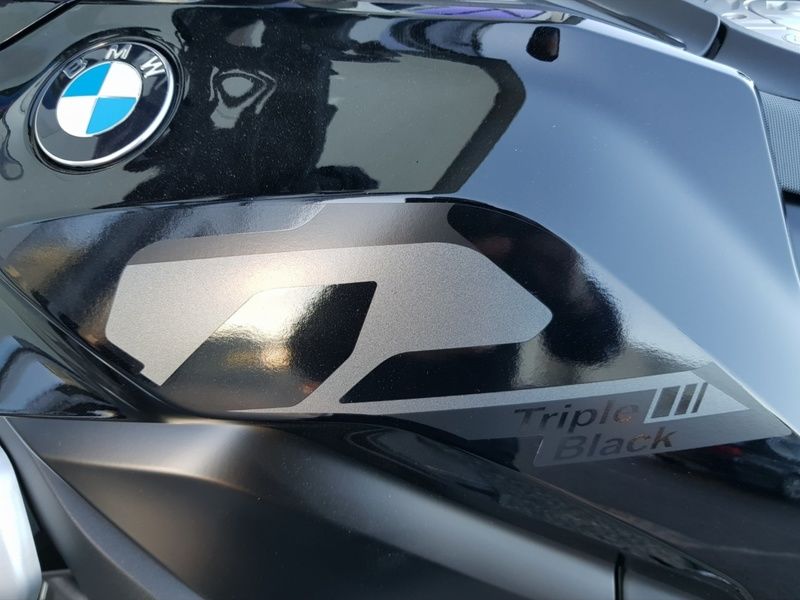 More views of BMW R