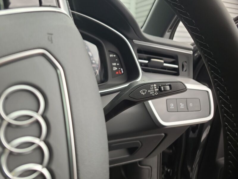 More views of Audi A6