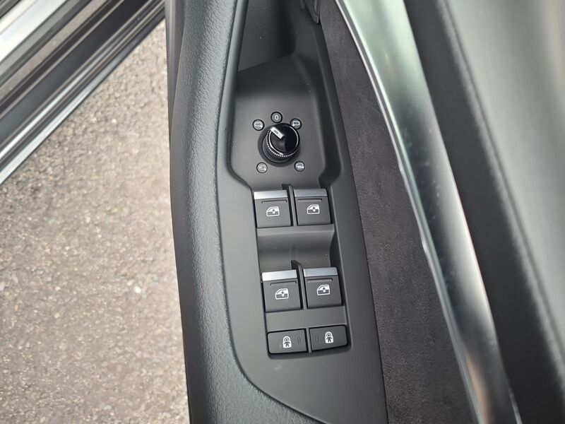 More views of Audi A6