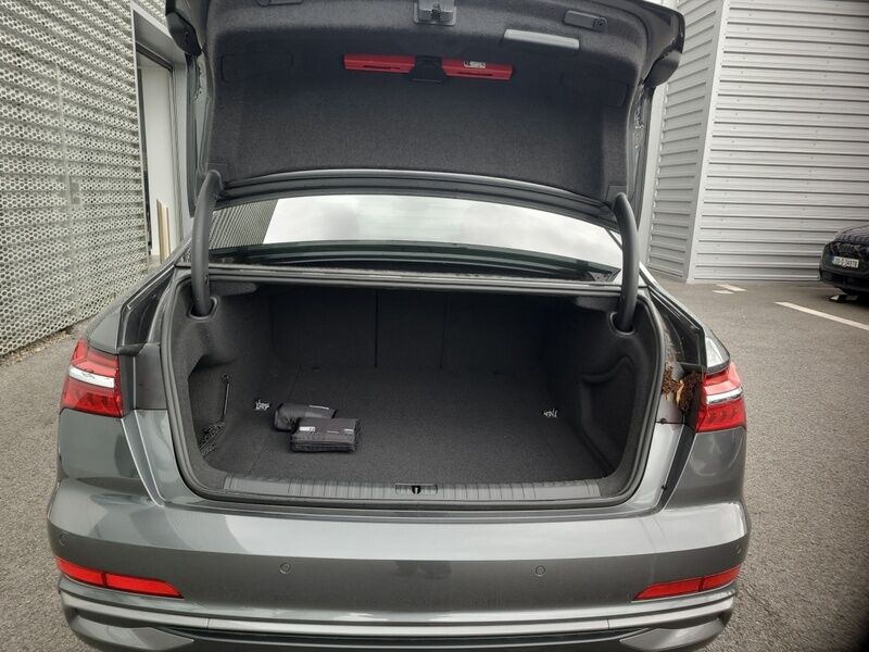 More views of Audi A6