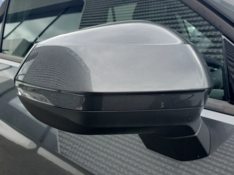 More views of Audi Q2