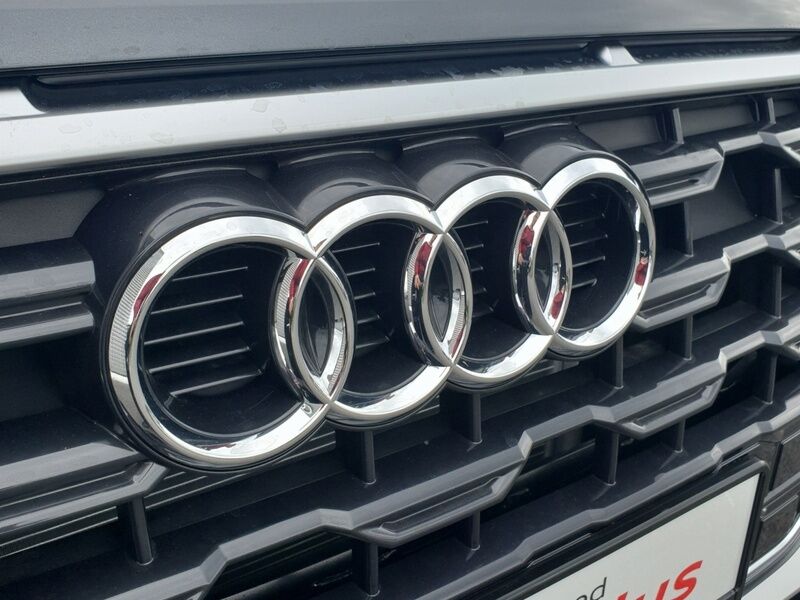 More views of Audi Q2