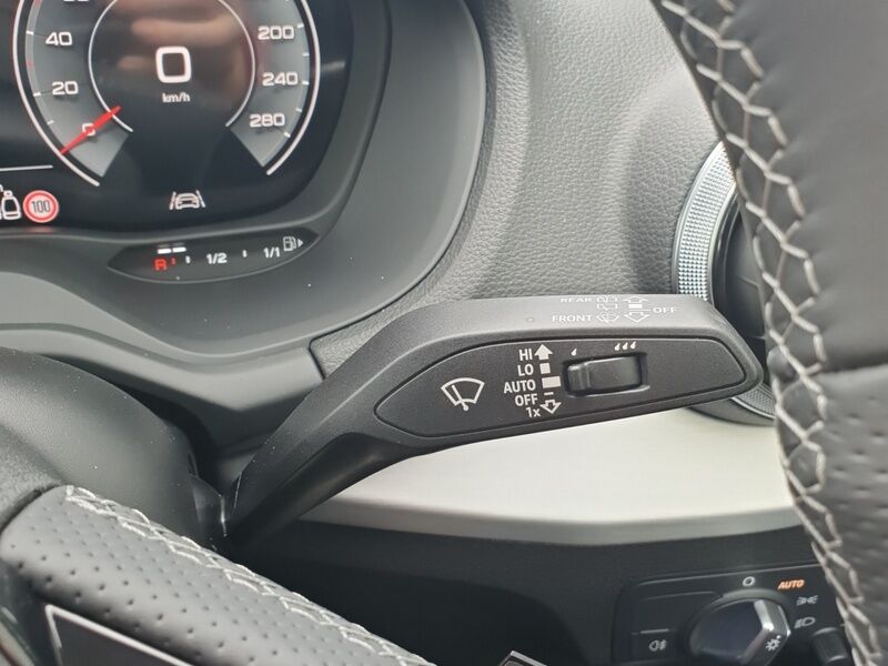 More views of Audi Q2