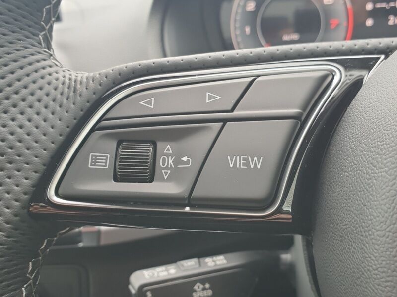 More views of Audi Q2