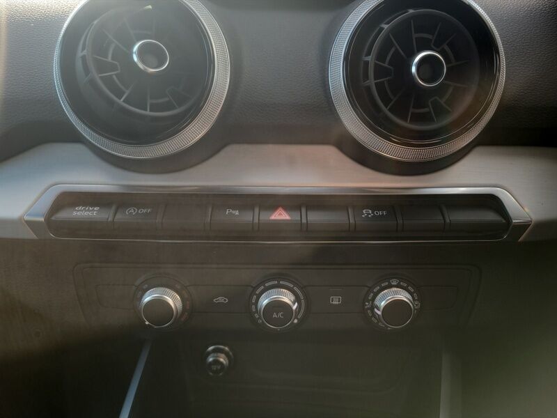 More views of Audi Q2