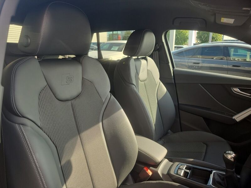 More views of Audi Q2