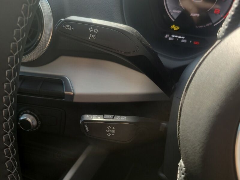 More views of Audi Q2