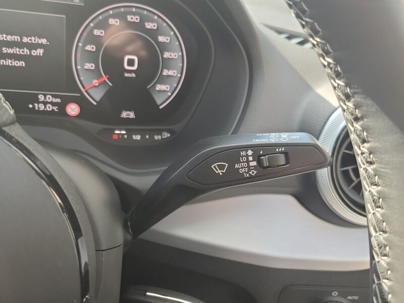 More views of Audi Q2