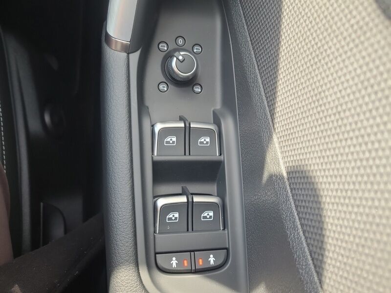 More views of Audi Q2