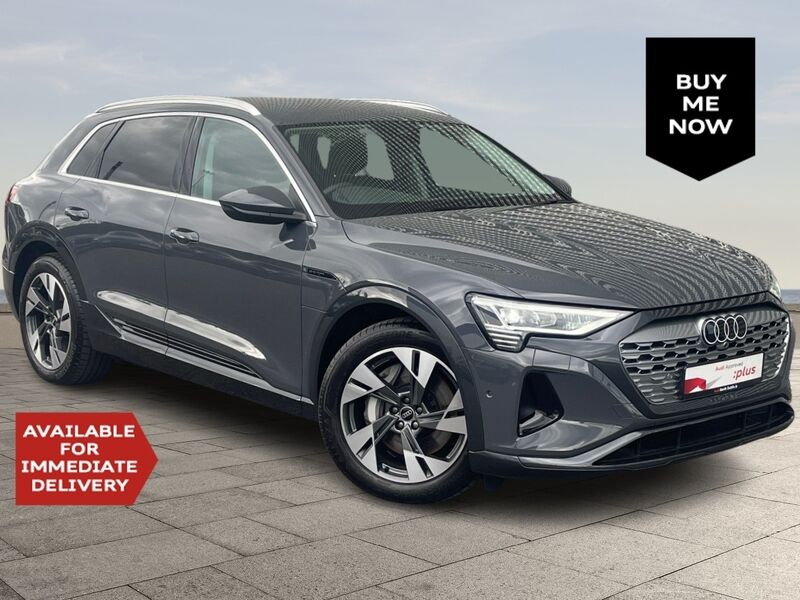 More views of Audi Q8 e-tron