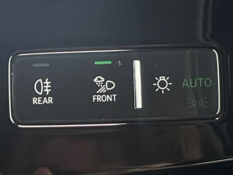 More views of Audi Q8 e-tron