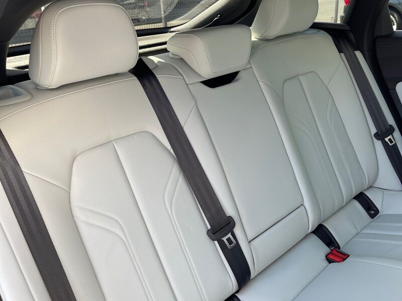 More views of Audi A5