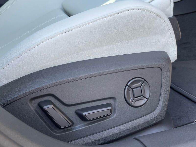 More views of Audi A5