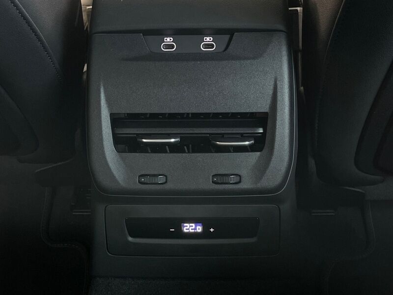 More views of Audi A5