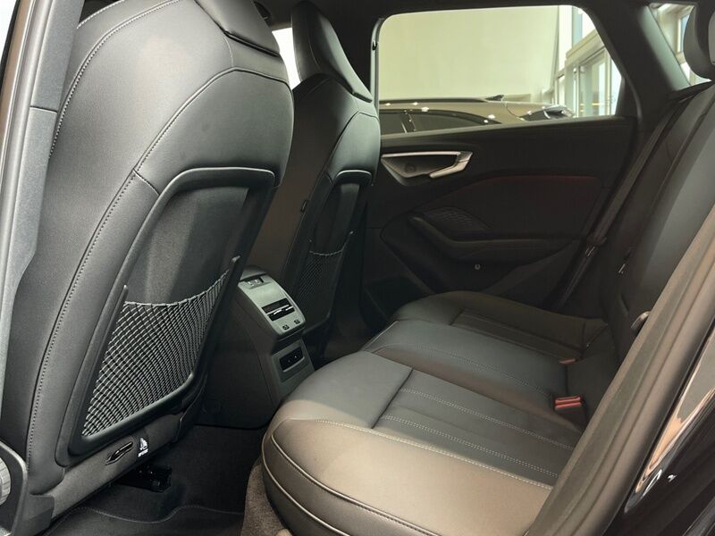 More views of Audi A5