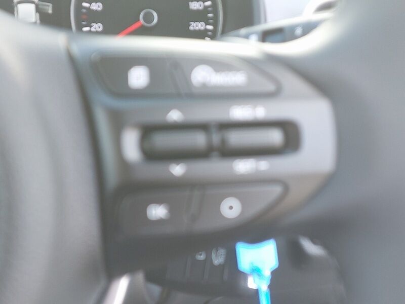 More views of Kia Stonic