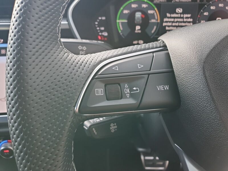 More views of Audi Q3