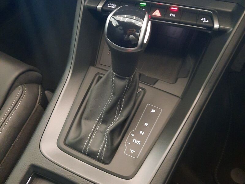 More views of Audi Q3