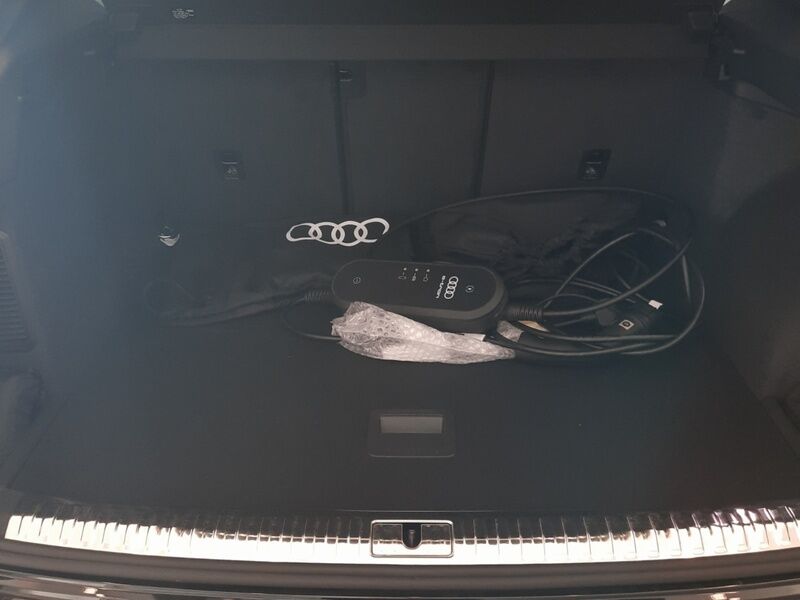 More views of Audi Q3