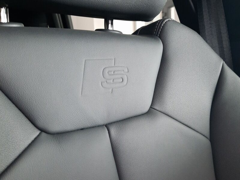 More views of Audi Q3