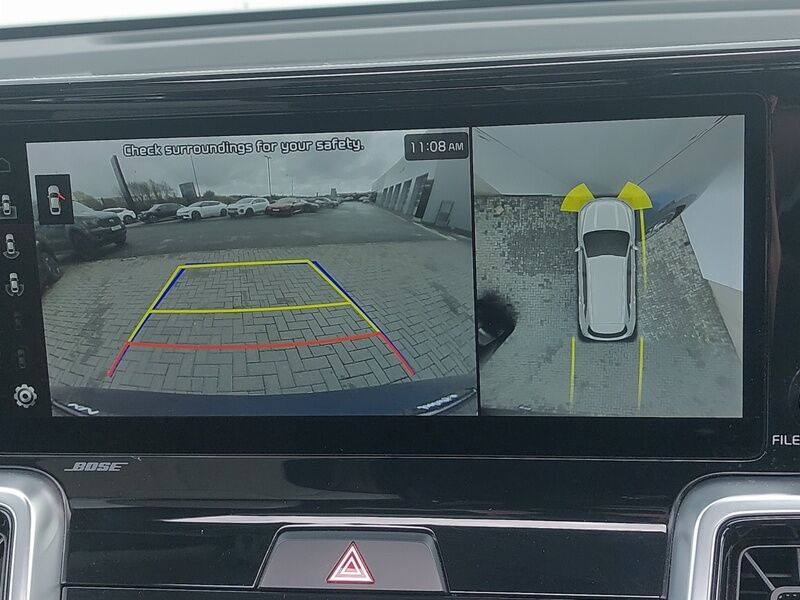 More views of Kia Sorento